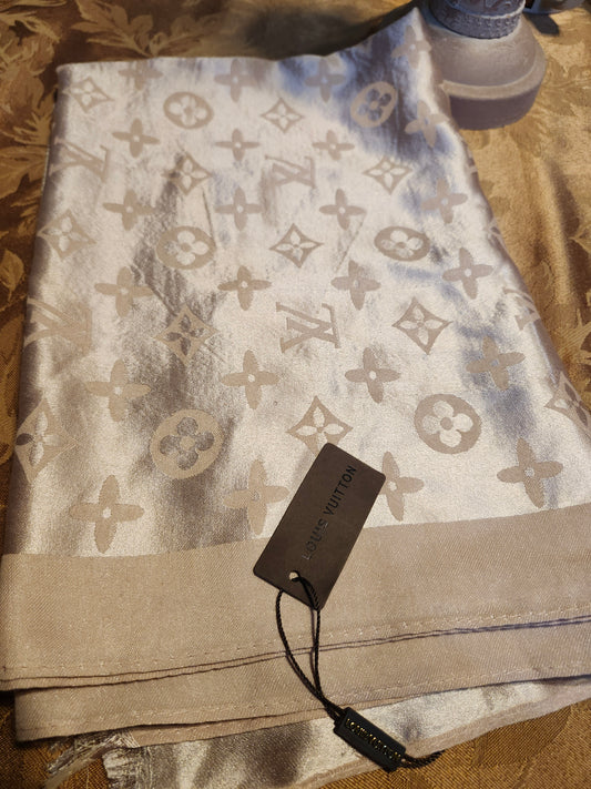L Scarf