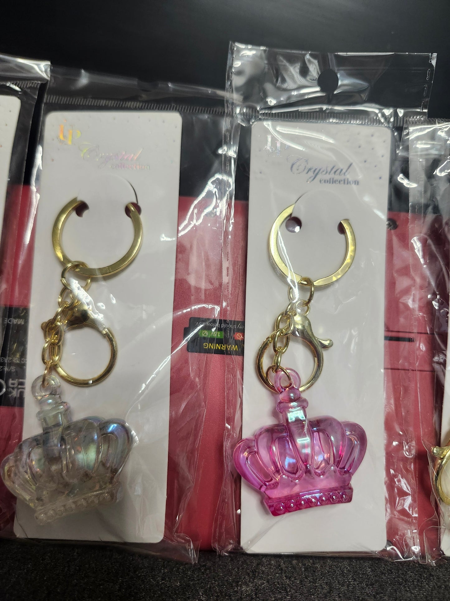 Set of 5 crown key chains